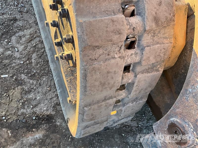 Bobcat T740 Мини-погрузчики