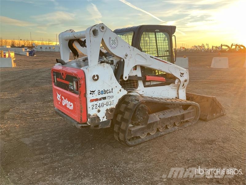 Bobcat T740 Мини-погрузчики