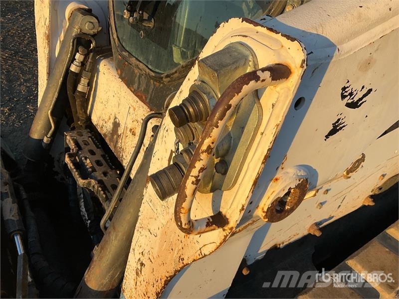 Bobcat T740 Мини-погрузчики