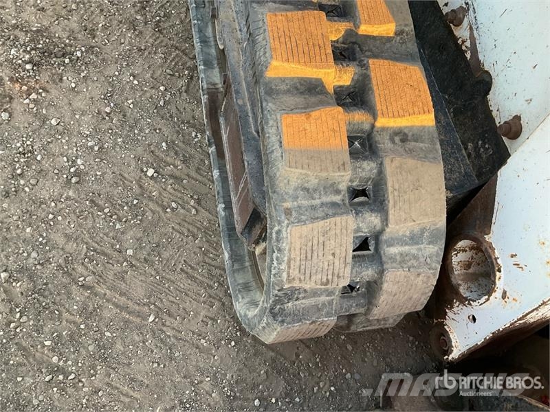 Bobcat T740 Мини-погрузчики