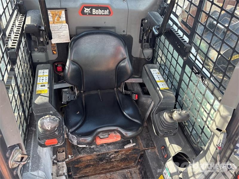 Bobcat T76 Kompaktlaadurid