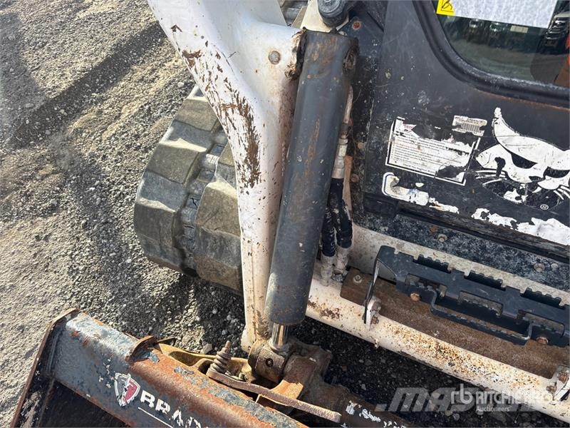 Bobcat T76 Kompaktlaadurid
