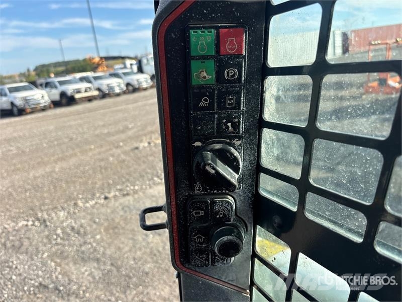 Bobcat T76 Kompaktlaadurid
