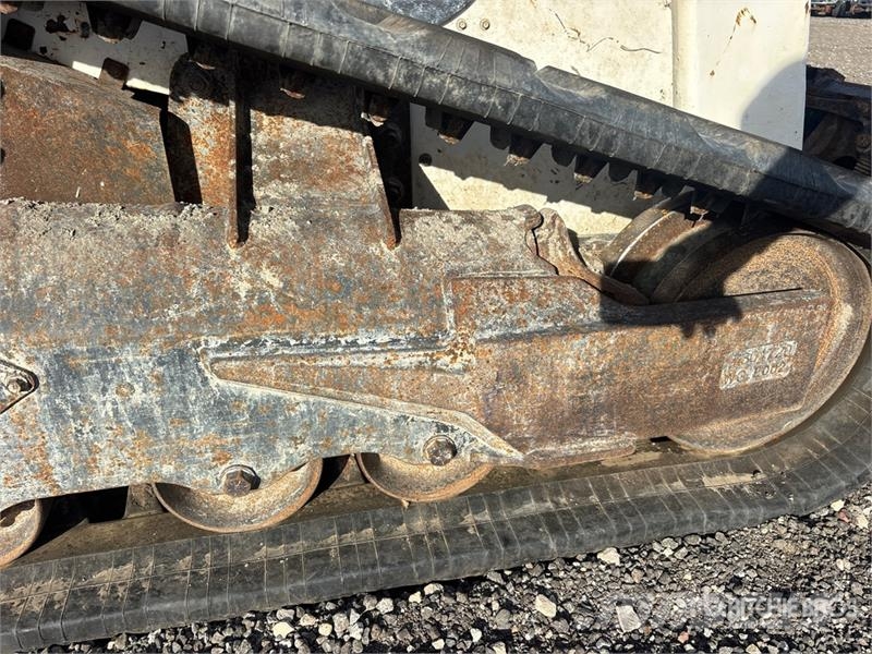 Bobcat T76 Kompaktlaadurid