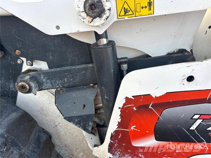 Bobcat T76 Kompaktlaadurid