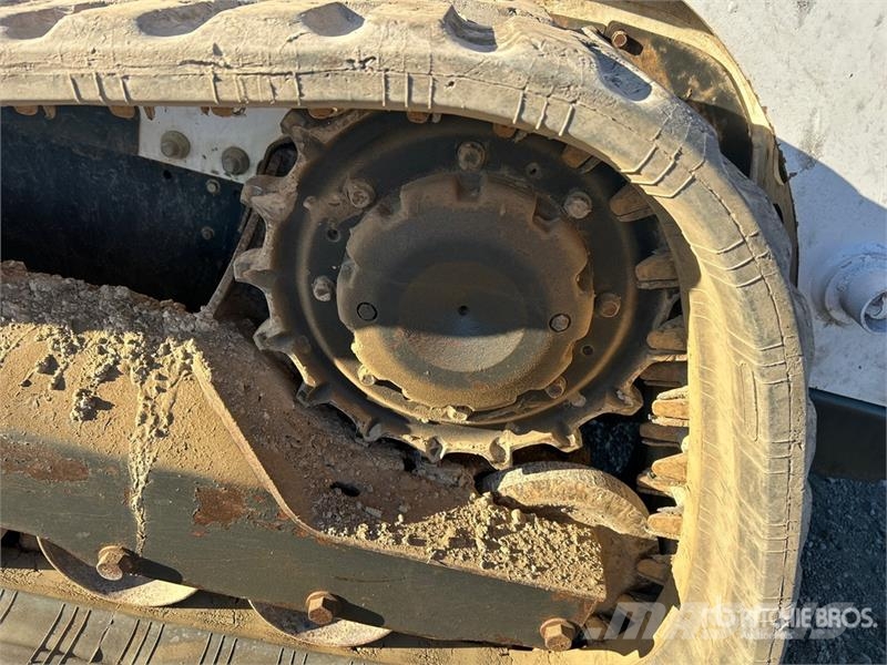 Bobcat T770 Мини-погрузчики