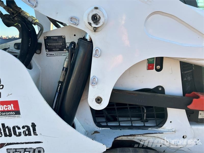 Bobcat T770 Мини-погрузчики