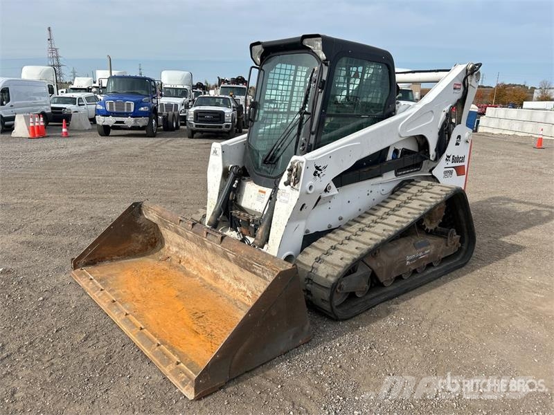 Bobcat T870 Skid steer loaders
