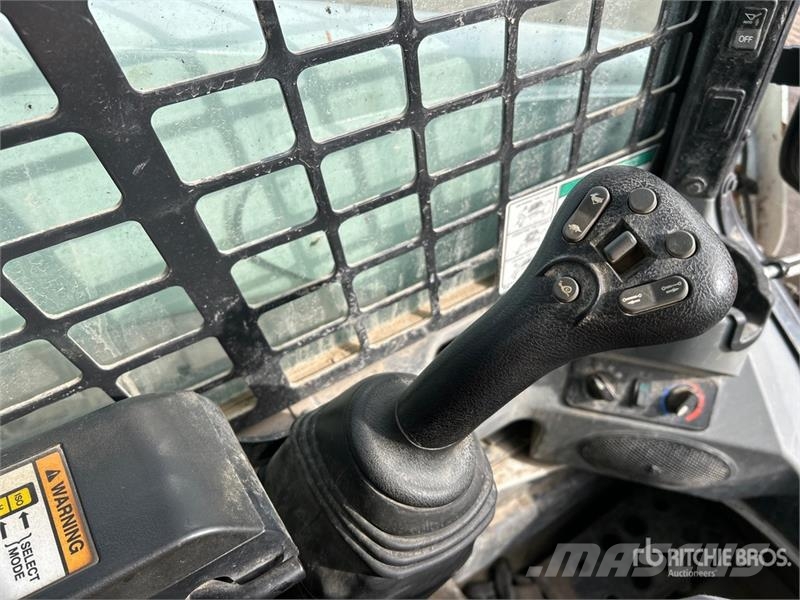 Bobcat T870 Skid steer loaders