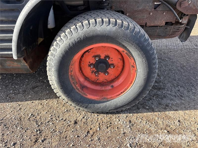 Bobcat Toolcat 4x4 Utility Vehicle Arbeitsfahrzeuge