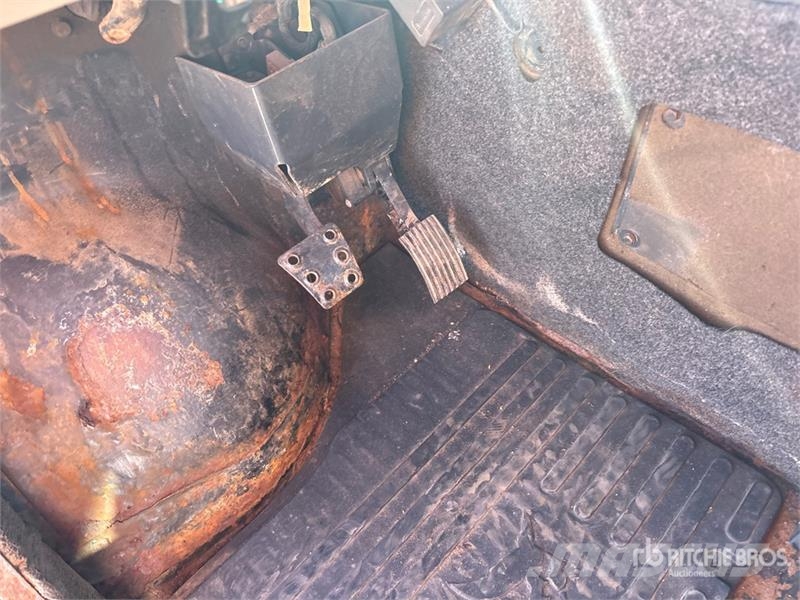 Bobcat Toolcat 4x4 Utility Vehicle Pomoćne mašine