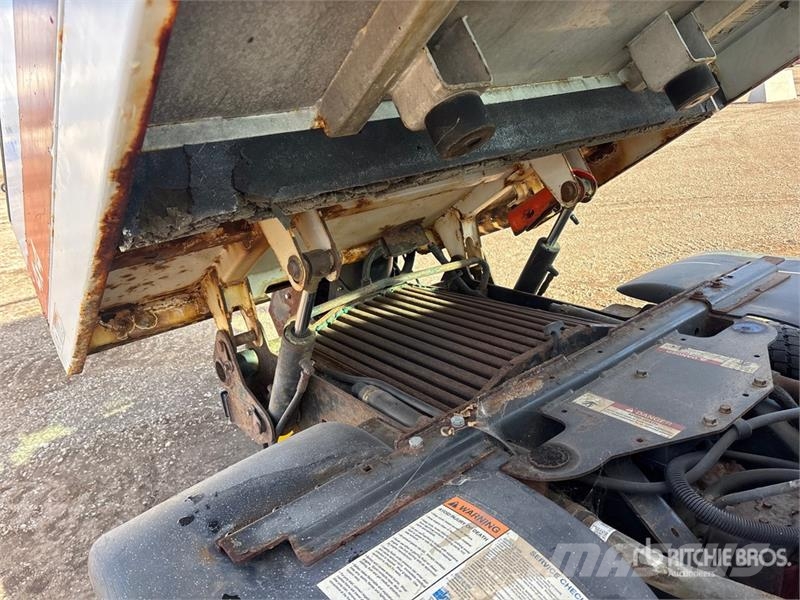 Bobcat Toolcat 4x4 Utility Vehicle Arbeitsfahrzeuge