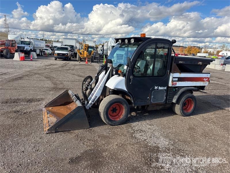 Bobcat Toolcat 4x4 Utility Vehicle Arbeitsfahrzeuge
