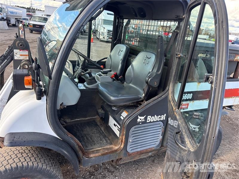 Bobcat Toolcat 4x4 Utility Vehicle Arbeitsfahrzeuge