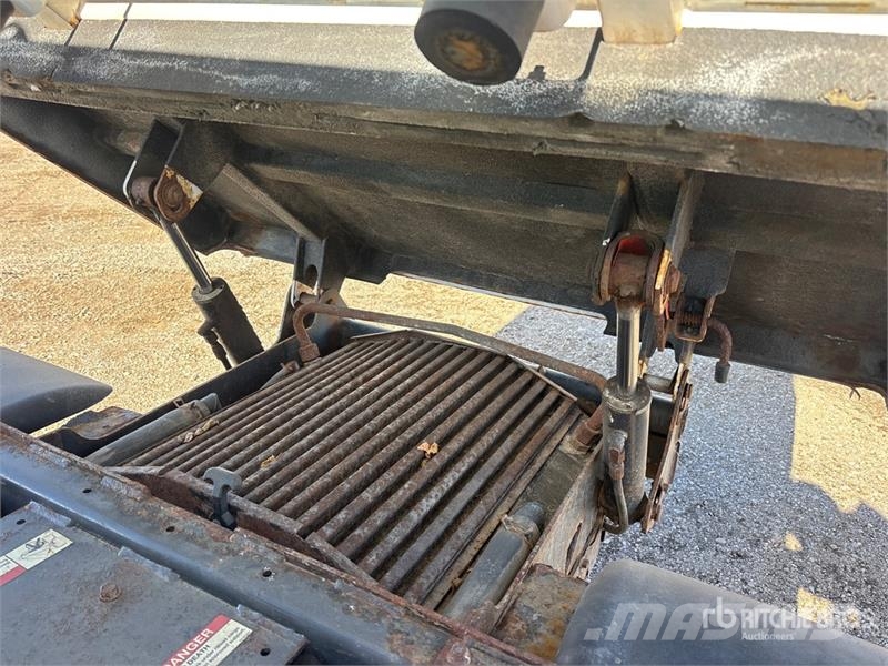 Bobcat Toolcat 4x4 Utility Vehicle Pomoćne mašine
