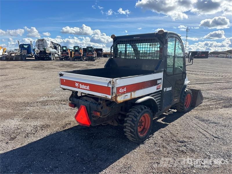 Bobcat Toolcat 4x4 Utility Vehicle Pomoćne mašine
