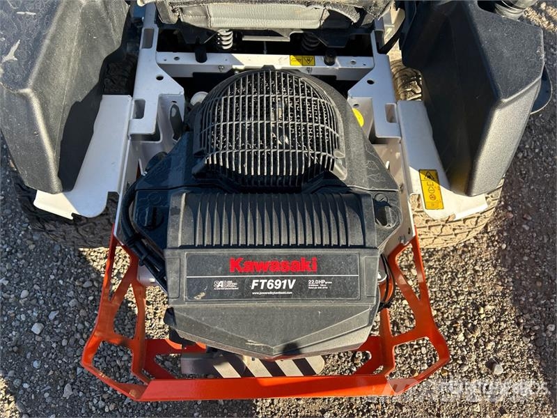 Bobcat ZT3000 Zero-Turn Lawn Mower ركوب الحشائش