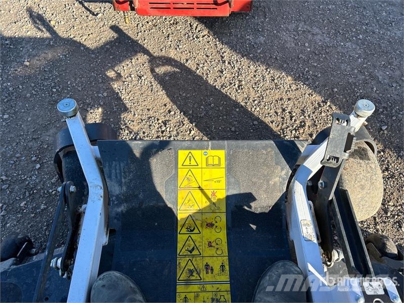 Bobcat ZT3000 Zero-Turn Lawn Mower ركوب الحشائش