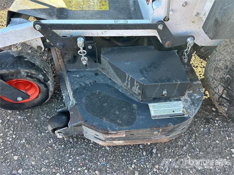 Bobcat ZT3000 Zero-Turn Lawn Mower ركوب الحشائش