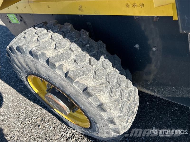 Bomag BW145DH-40 Smooth Drum Compactor Vienvalča grunts veltņi