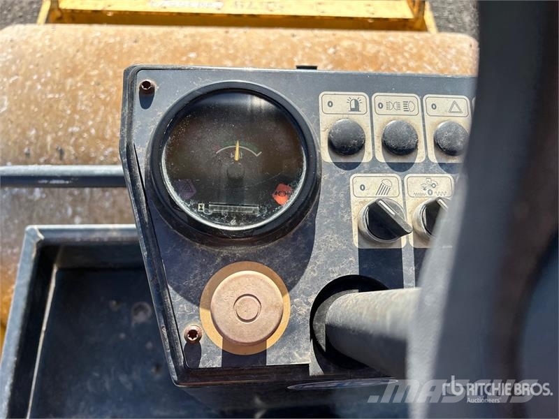 Bomag BW145DH-40 Smooth Drum Compactor Vienvalča grunts veltņi