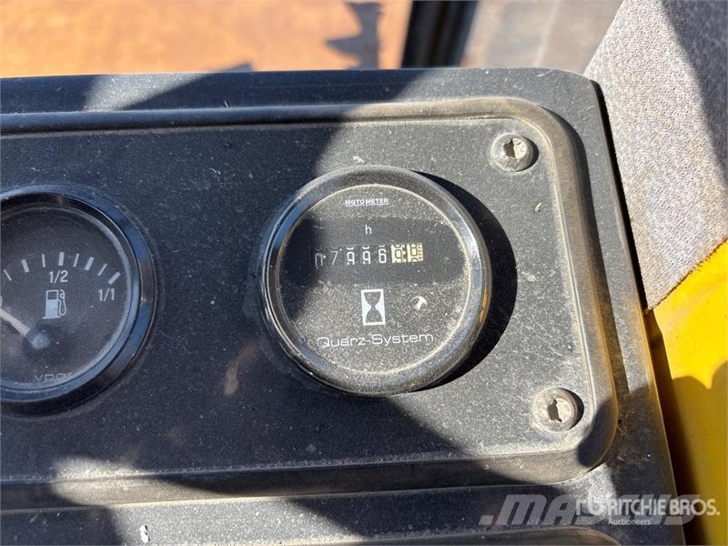 Bomag BW177D3 Smooth Drum Compactor (Inoperable) Грунтові котки