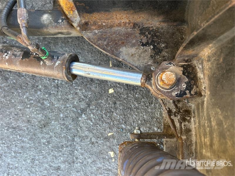 Bombardier SW48 Sidewalk Plow Andere Zubehörteile