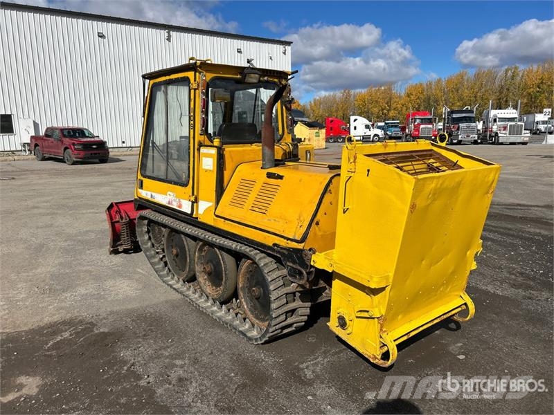 Bombardier SW48 Sidewalk Plow Drugi deli