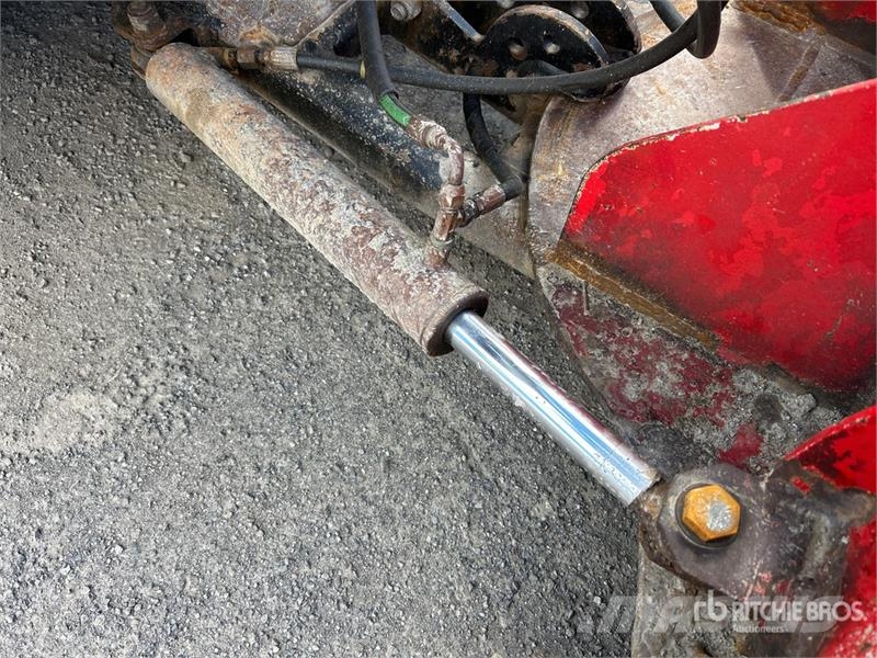 Bombardier SW48 Sidewalk Plow Drugi deli