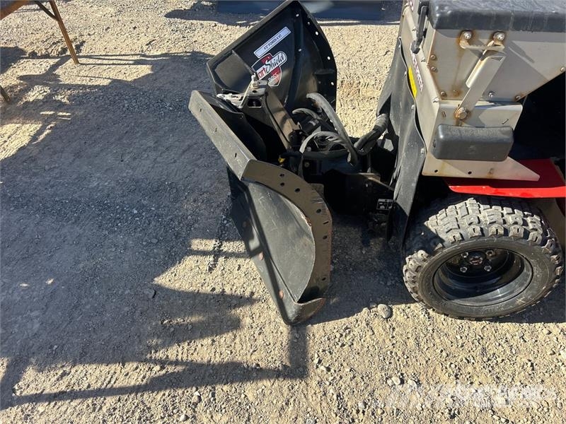 Boss Snow Rator Sidewalk Plow Drugi deli