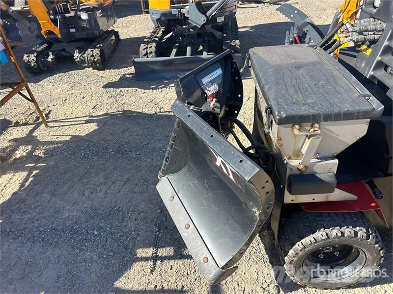 Boss Snow Rator Sidewalk Plow Drugi deli
