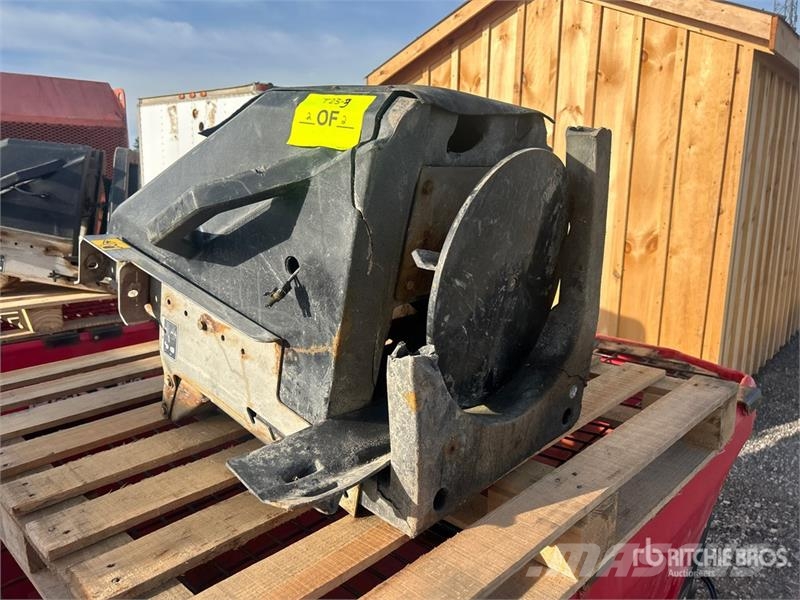 Boss VBX 8000 Salt Spreader - Fits Truck Esparcidoras de arena y sal