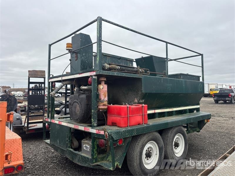 Bowie HYSDR11000TR 11000 gal Hydroseeder Other components