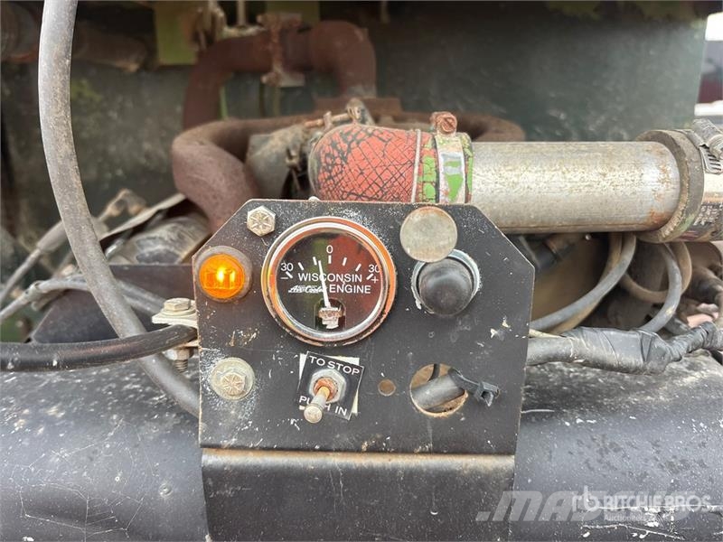 Bowie HYSDR11000TR 11000 gal Hydroseeder Other components