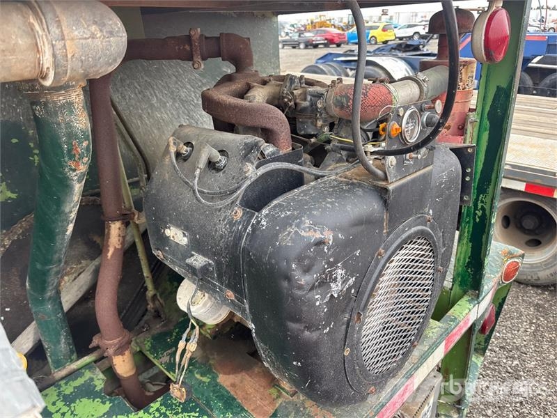 Bowie HYSDR11000TR 11000 gal Hydroseeder Other components