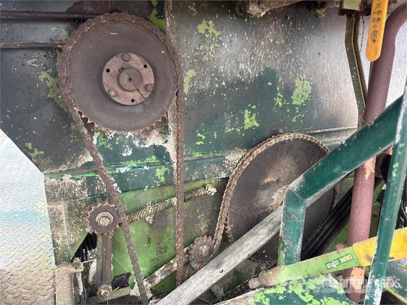 Bowie HYSDR11000TR 11000 gal Hydroseeder Other components