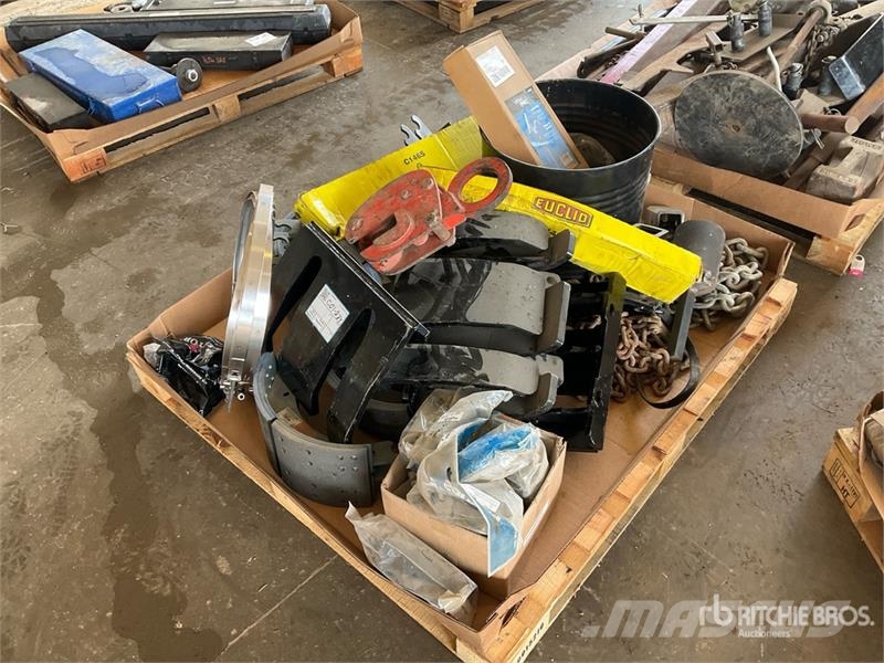 Brake parts, chains, barrel pump Drugi deli