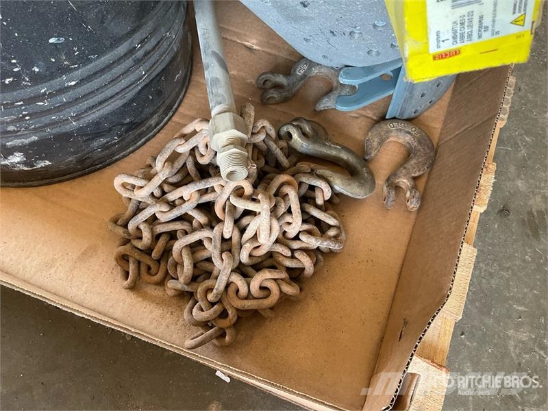 Brake parts, chains, barrel pump Drugi deli
