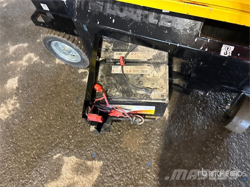 Bravi Lui HD mini Electric Scissor Lift 가위형 리프트