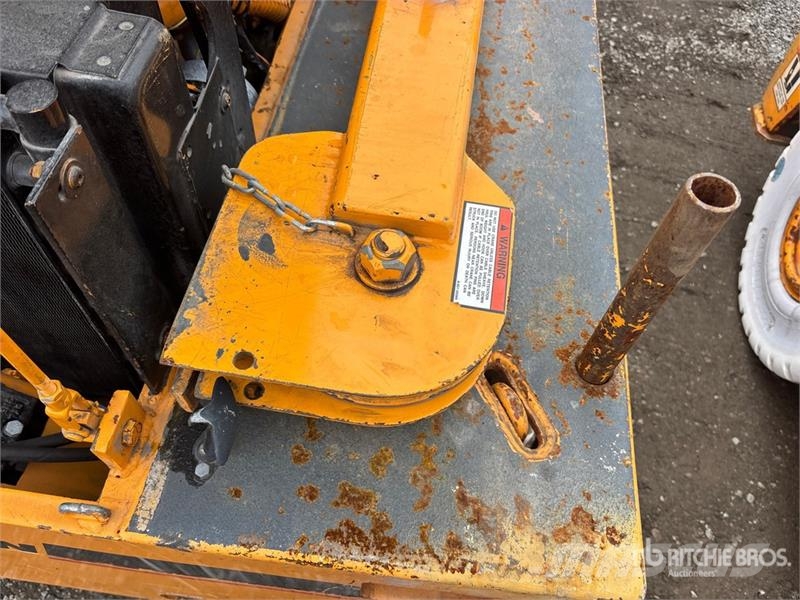 Broderson IC-35-2B 8000 lb 4x2 Carry Deck Crane Другие грузоподъемные машины