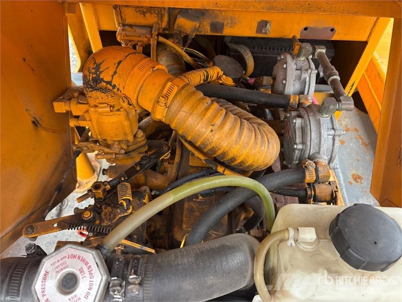 Broderson IC-35-2B 8000 lb 4x2 Carry Deck Crane Другие грузоподъемные машины