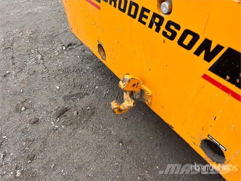 Broderson IC-35-2C 8000 lb 4x2 Carry Deck Crane Other cranes