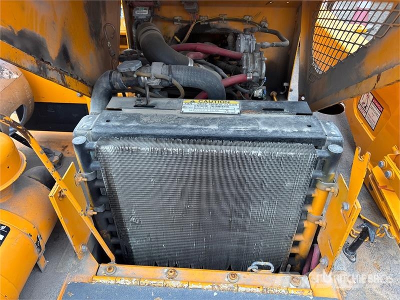 Broderson IC-35-2C 8000 lb 4x2 Carry Deck Crane Other cranes