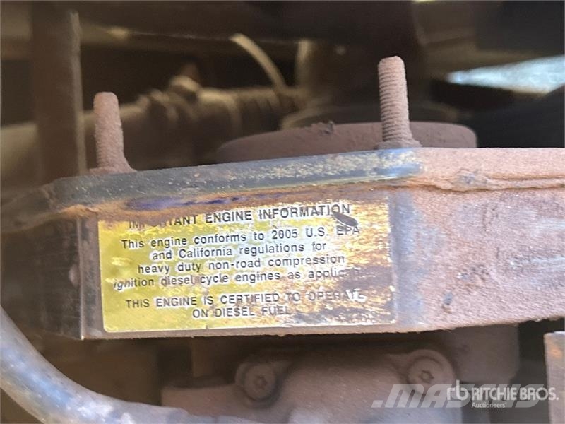 Broderson IC-80-3G 18000 lb 4x4 Carry Deck Crane Otras máquinas de elevación
