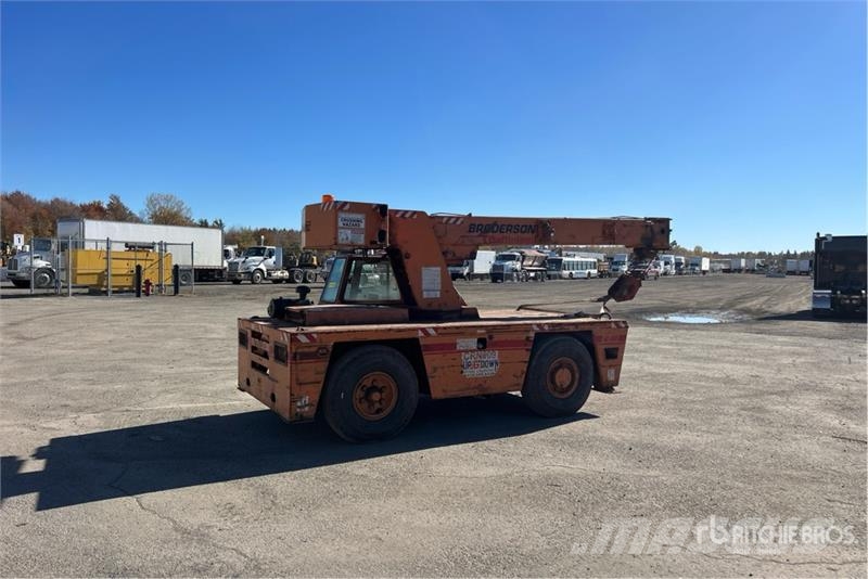 Broderson IC-80-3G 18000 lb 4x4 Carry Deck Crane Otras máquinas de elevación