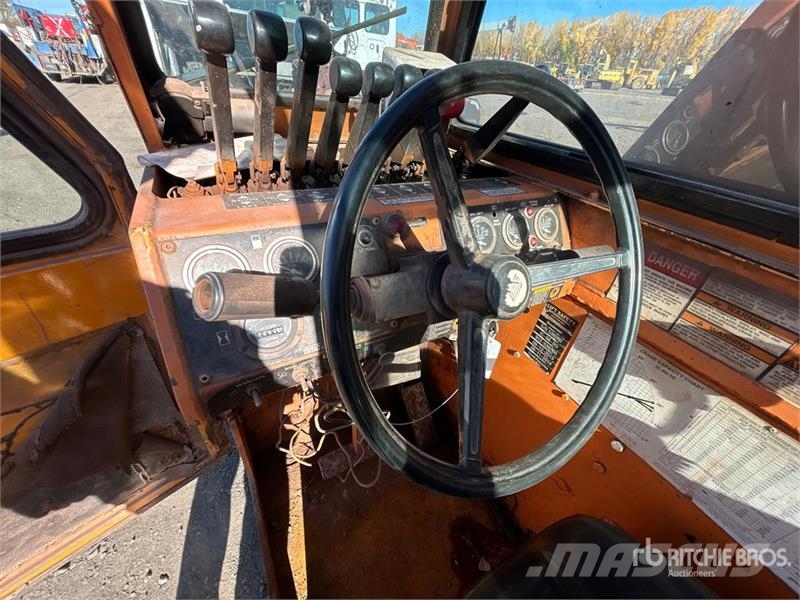 Broderson IC-80-3G 18000 lb 4x4 Carry Deck Crane Otras máquinas de elevación
