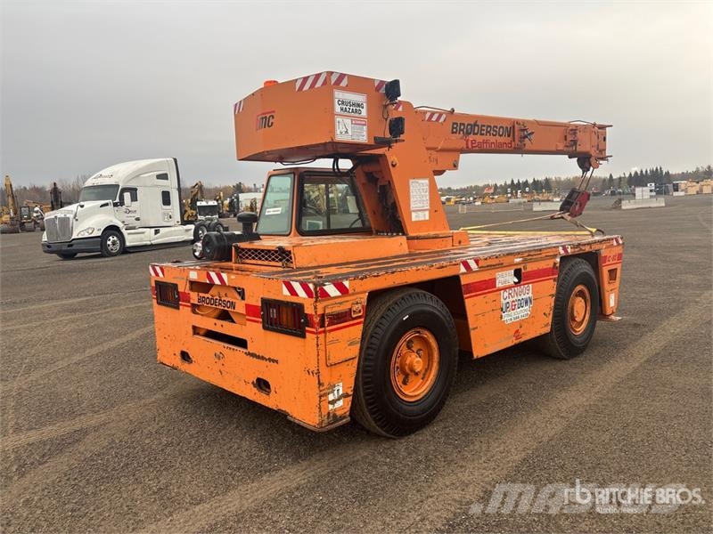 Broderson IC-80-3G 18000 lb 4x4 Carry Deck Crane 其他起重机