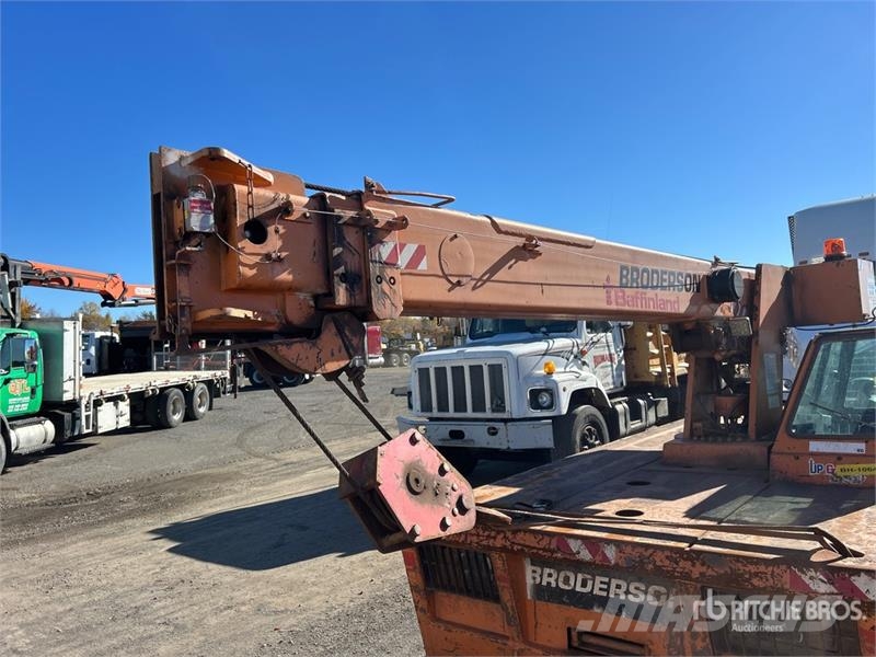 Broderson IC-80-3G 18000 lb 4x4 Carry Deck Crane Otras máquinas de elevación