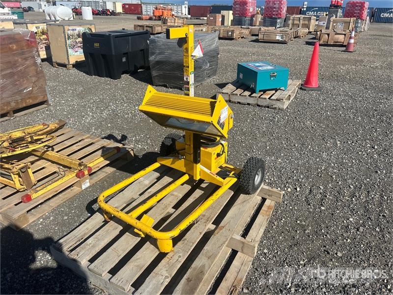 Bulldog BD-1000MH Work Lights Sonstige Baumaschinen