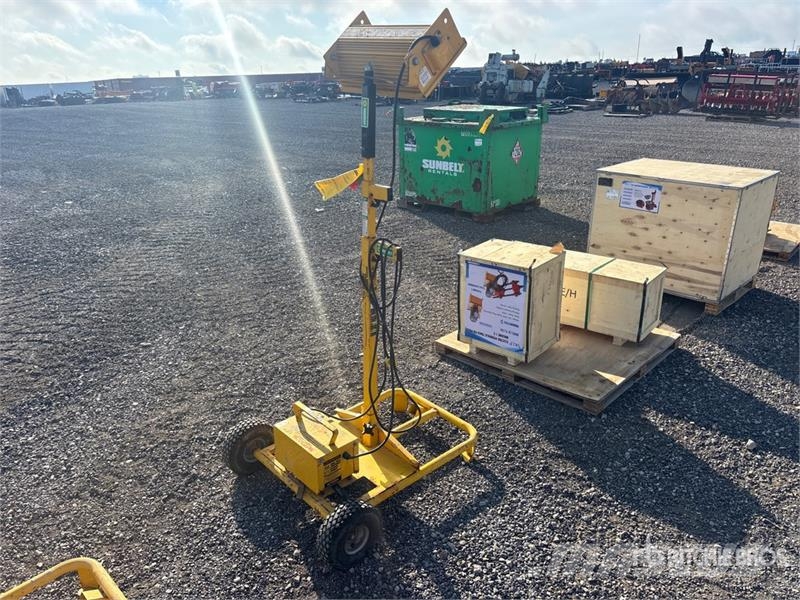 Bulldog BD1000MH 1000 W Light Tower أبراج خفيفة